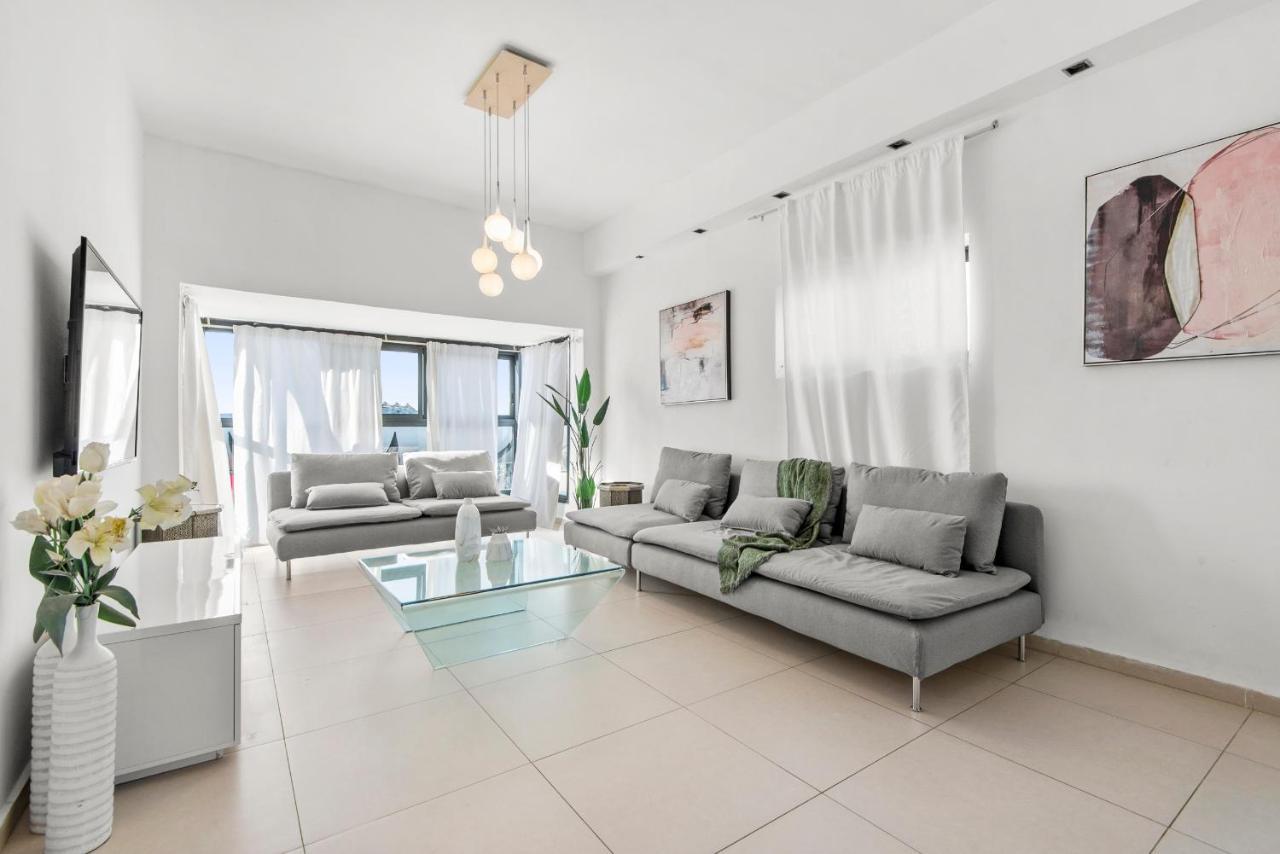 Glorious Renovated Apartment On Top Of The Beach Tel Aviv Buitenkant foto