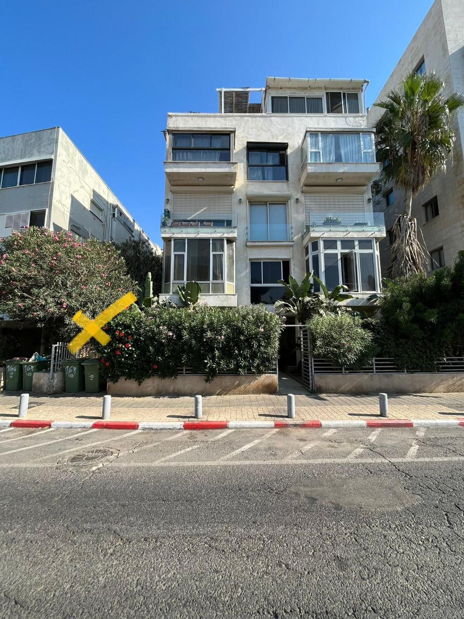 Glorious Renovated Apartment On Top Of The Beach Tel Aviv Buitenkant foto